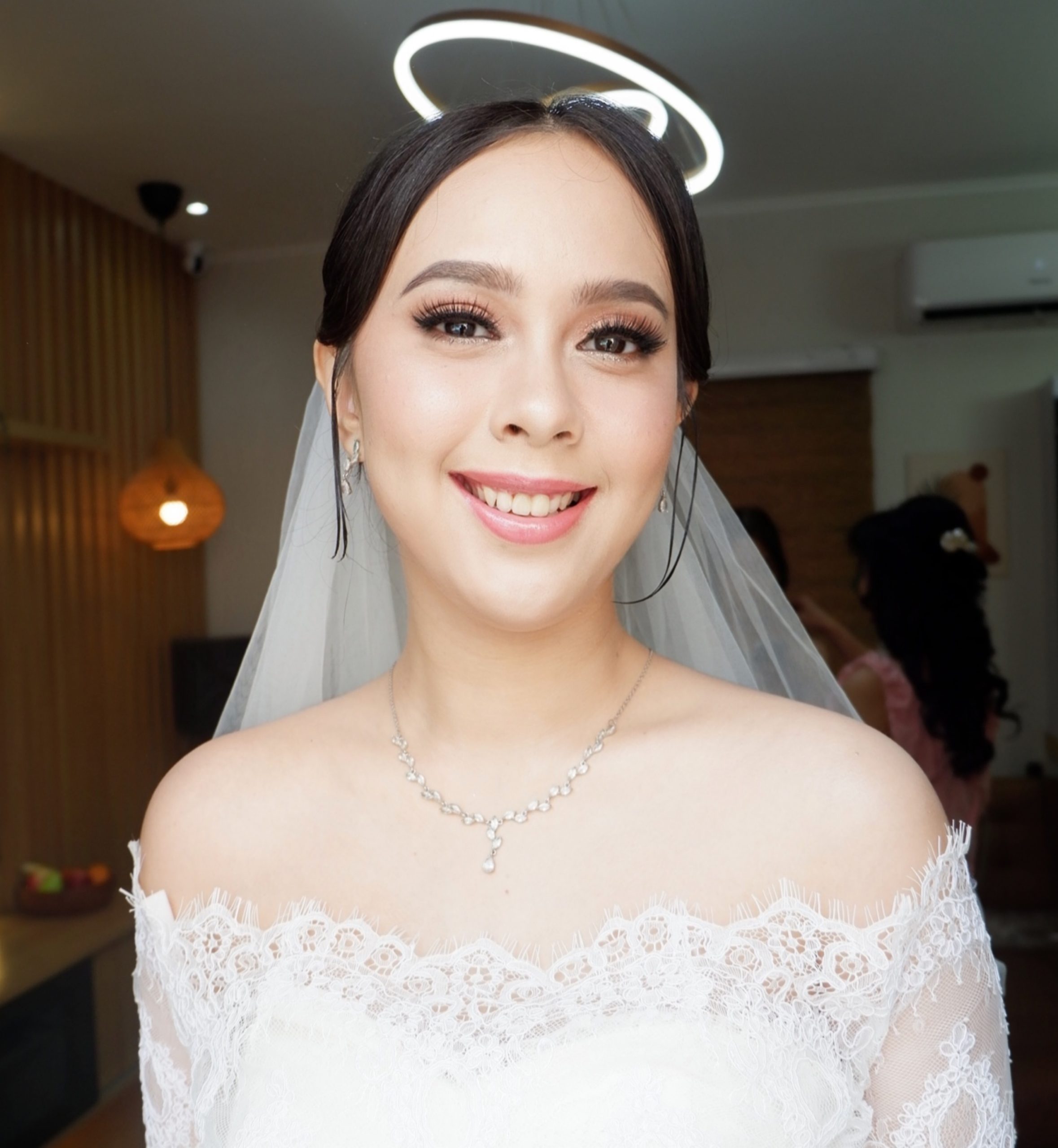 Makeup Artist Jakarta Barat Yang Bagus dan Murah 7 Makeup Artist Terbaik di Tangerang